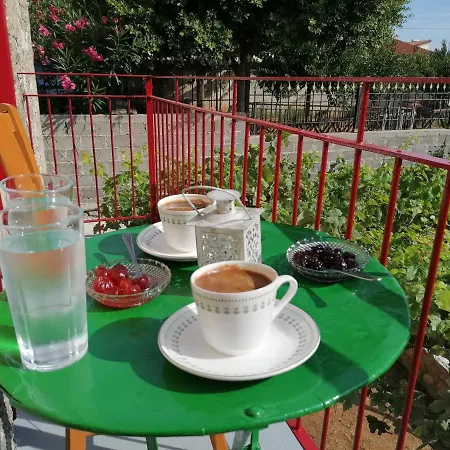 Traditional Olive House - Σπίτι διακοπών