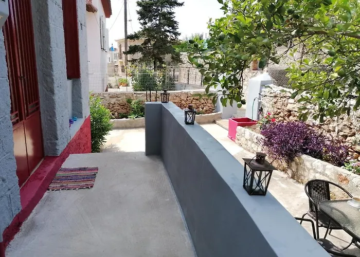 Traditional Olive House - בית נופש Gargalianoi