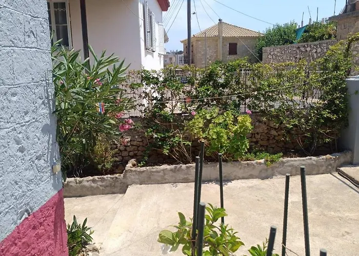 בית נופש Traditional Olive House - Gargalianoi